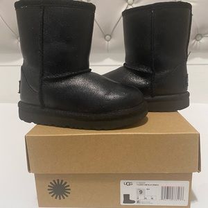 Kids - UGG Classic II Metallic Sparkle ~ Black